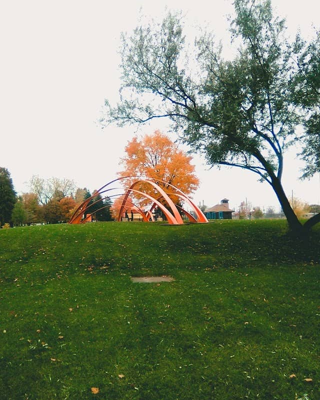 Rainbow Park - Image 1