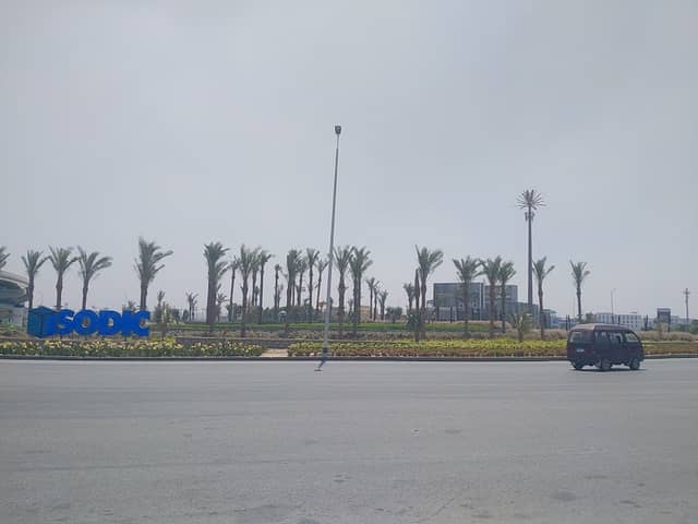 صينية نادي رويال - Image 1