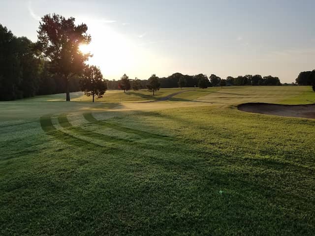 Saluda Valley Country Club - Image 2