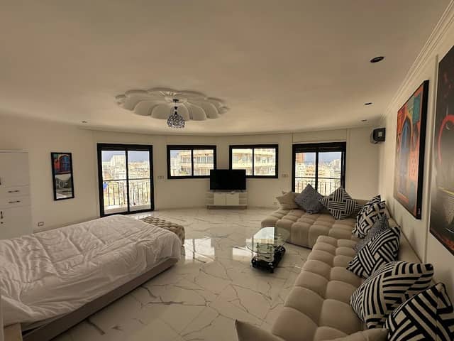 City of Angels Penthouse - Image 1