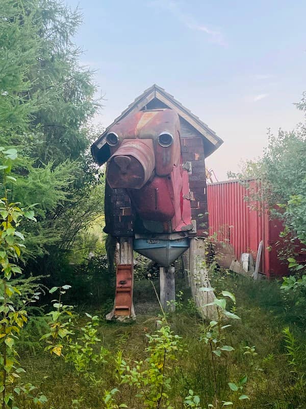 Crane And Mosquito Sculpture - Image 1