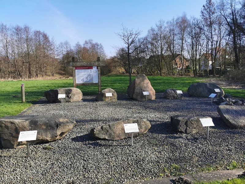 Findlingsgarten Vehrte - Image 1