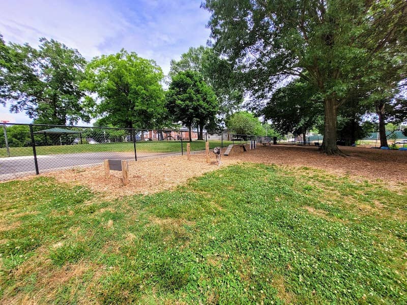 Academy Street Park - Image 2