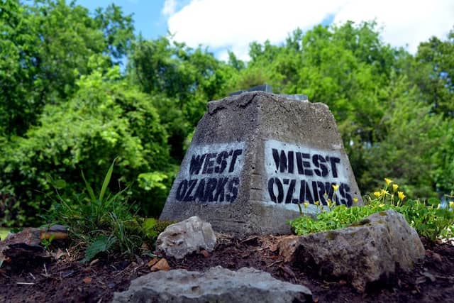 Western Territory of the Ozarks Marker - Image 2