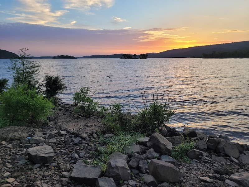 Blue Mountain Park - Image 1