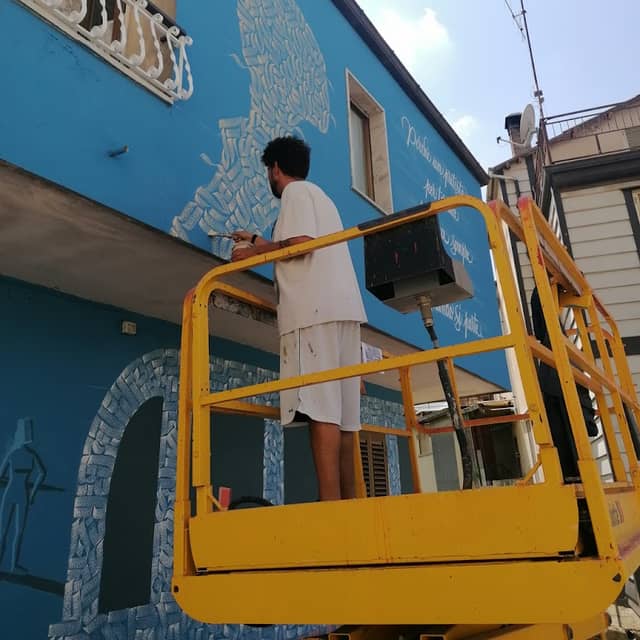 Murales La Restanza (@pezzidisano ft @bislak) - Image 1