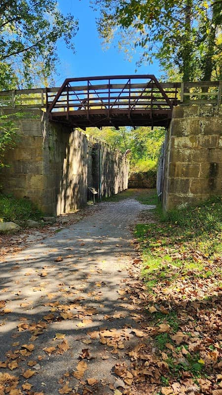 Lock 29 Trailhead - Image 2