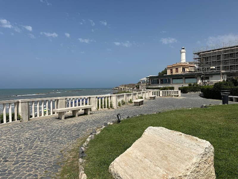 Public Beach Access - Image 2