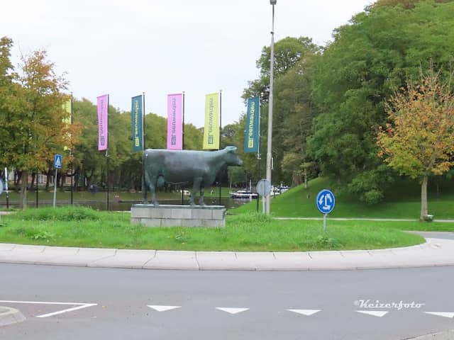 Standbeeld Ús Mem - Image 1