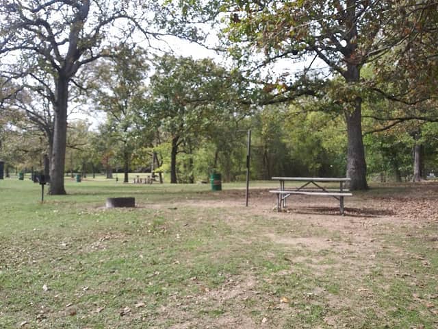 Round Hollow Public Use Area - Image 3