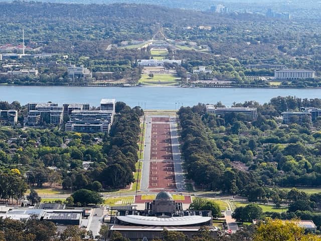 Mount Ainslie Lookout - Image 1