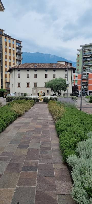 fontana Largo Posta - Image 1