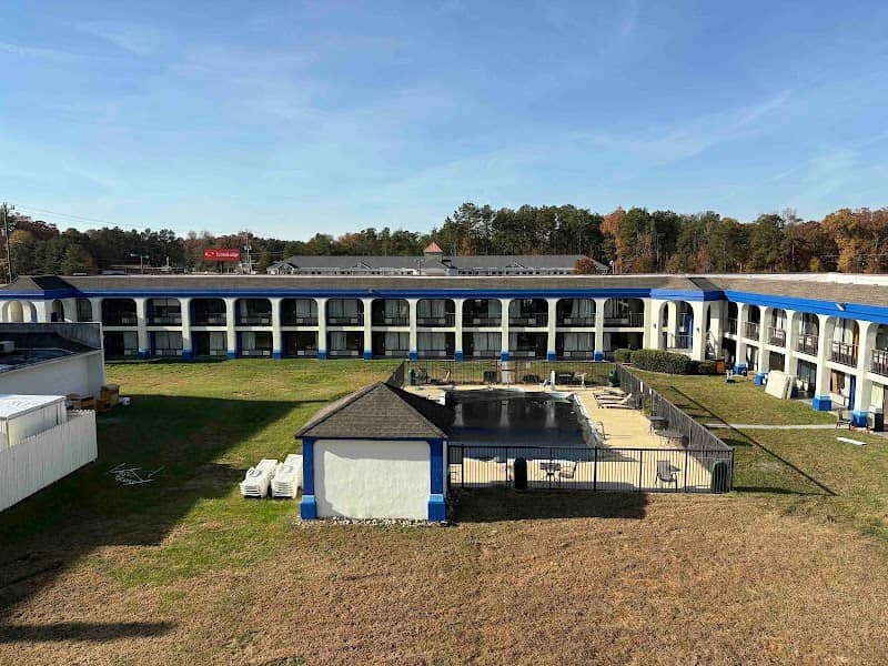 Days Inn by Wyndham Ruther Glen Kings Dominion Area - Image 1