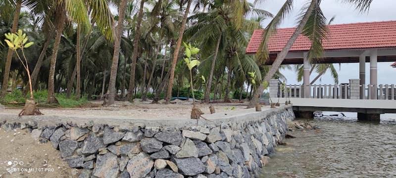Madakkal House boat terminal - Image 3