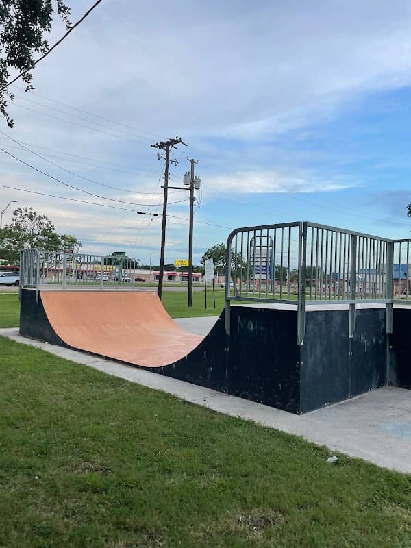 Diaz Park - Image 1