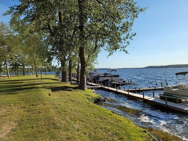 Oxbow Park - Image 2