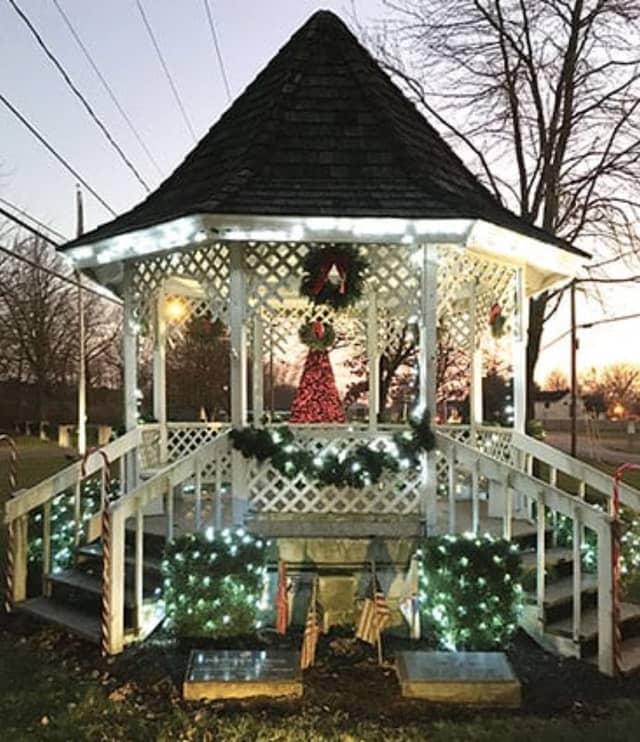 Veterans Park - Image 1