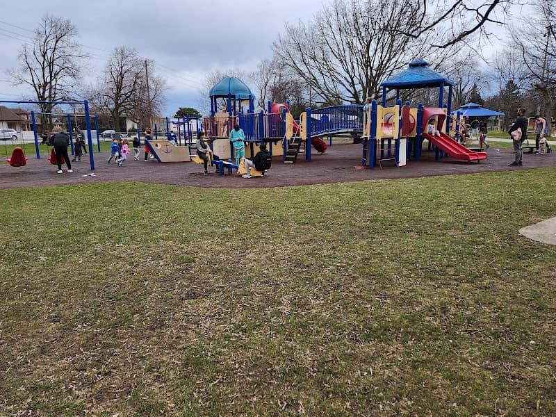 Lester B. Pearson Park - Image 2