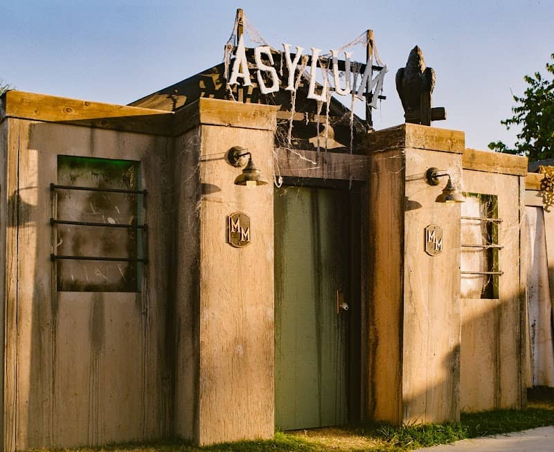 Macdevitt Manor Haunted House - Image 1