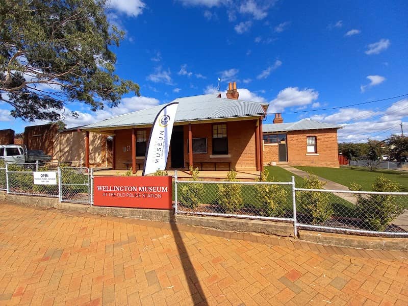 Wellington Museum - Image 1