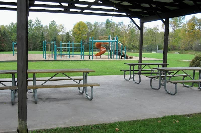 Lions Park - Image 1