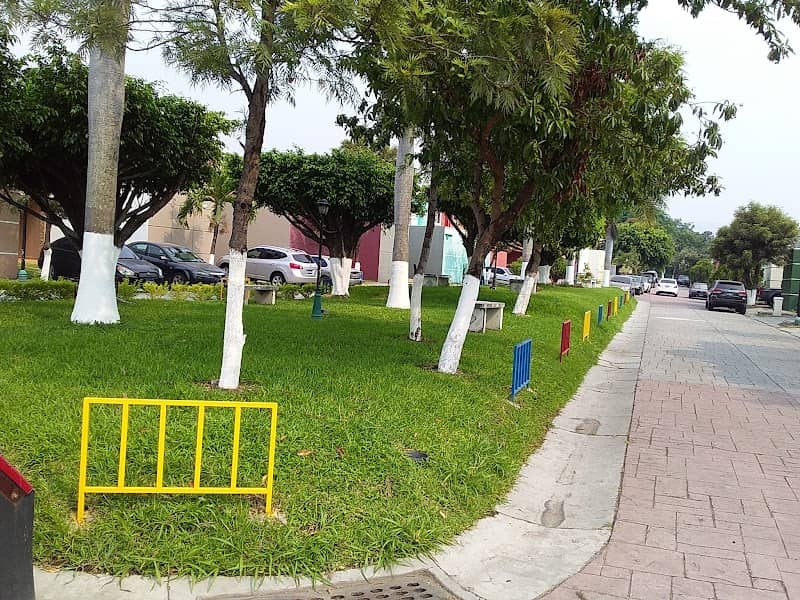 Central Park Calzada de Lourdes - Image 1