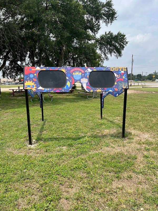 Veterans Memorial Park - Image 1