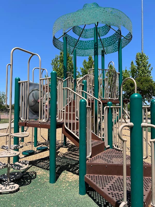 Oak Meadow Park - Image 2