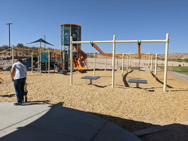 Naranja Park - Image 1