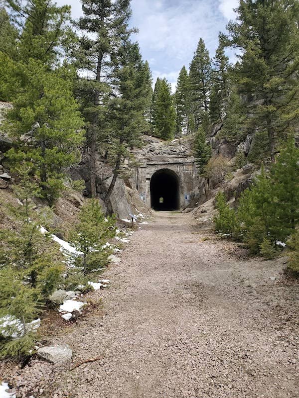 Pipestone Trailhead - Image 1