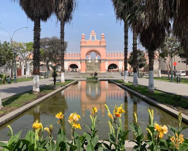 Paseo de Aguas - Image 1