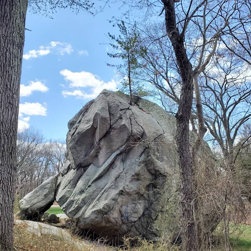 House Rock Park - Image 1