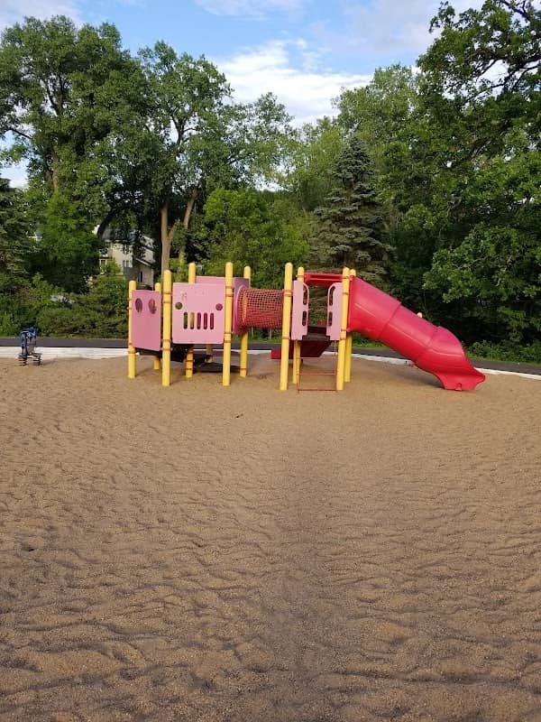 Sunrise Park - Image 2