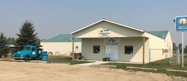 PasKaPoo Historical Museum - Image 1