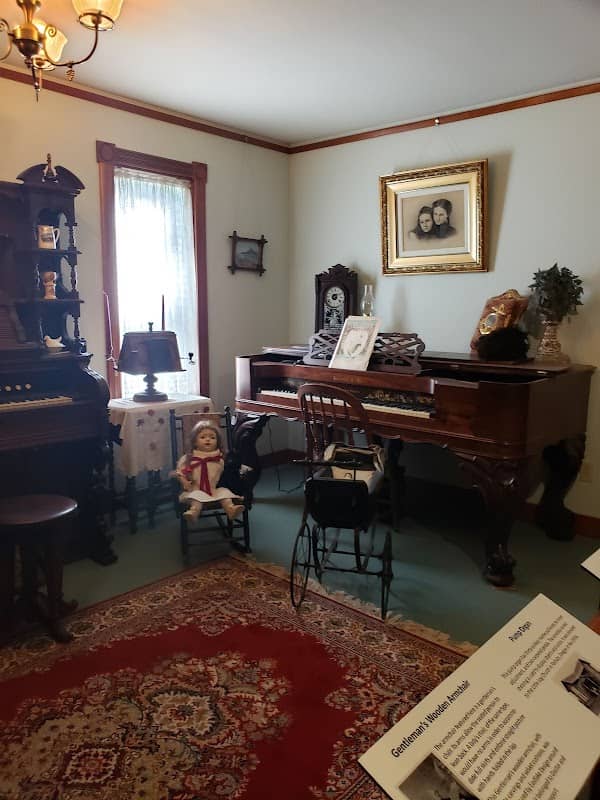 Burrows House - Image 2