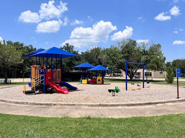 Santa Fe Park - Image 1