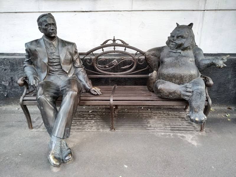 Sculpture garden - Image 2