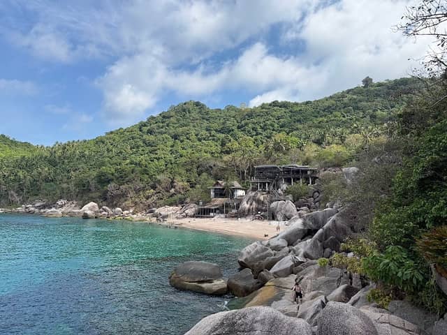 Mango Bay - Image 1