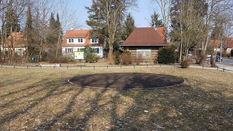 Parkanlage Hohe Kiefer - Image 2