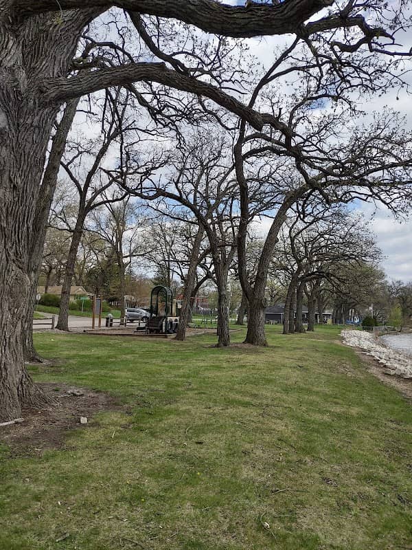 Lake Miltmore Park - Image 1