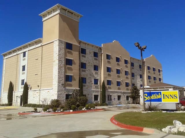 Scottish Inns Cresson, TX - Image 1