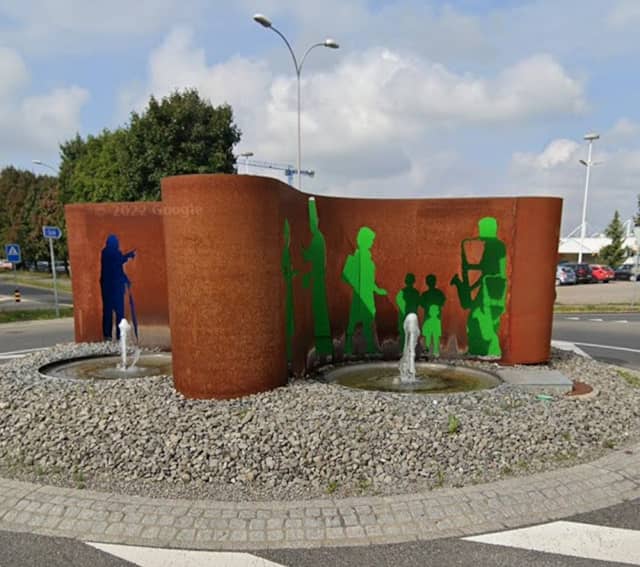 Kreisel-Brunnen, Zellburg - Image 1
