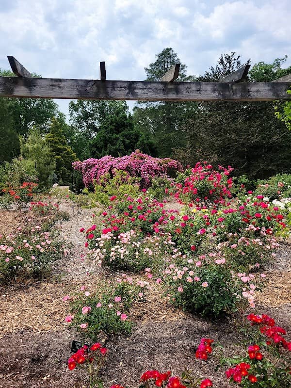 Colonial Park Gardens - Image 1