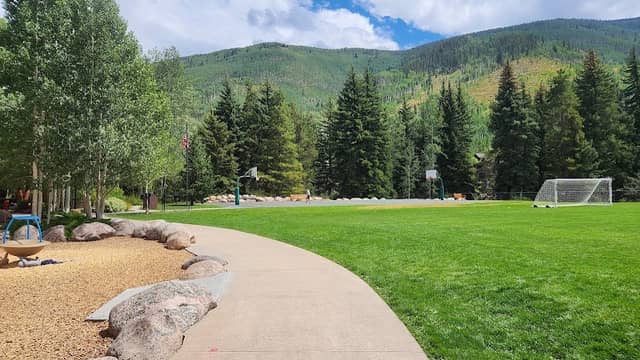 Donovan Park - Image 2