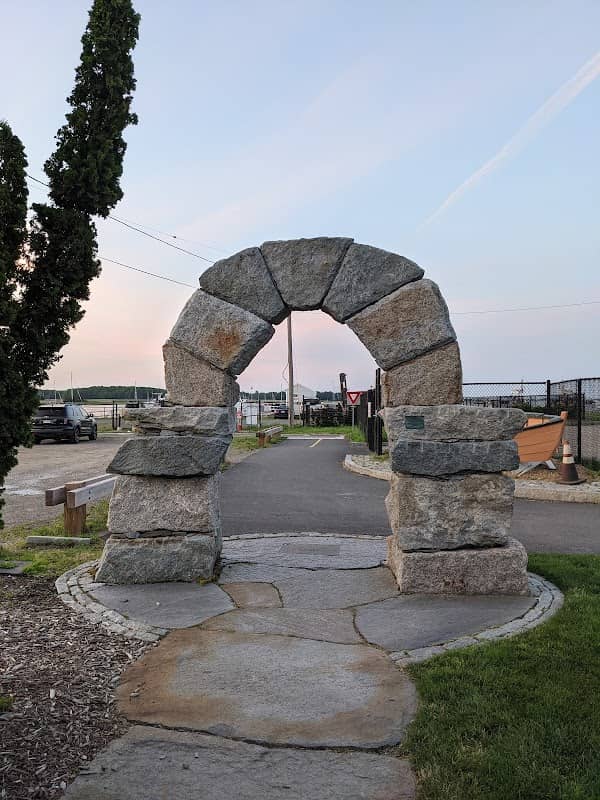 Newburyport Art Association’s Range Lights Community Sculpture Garden - Image 2