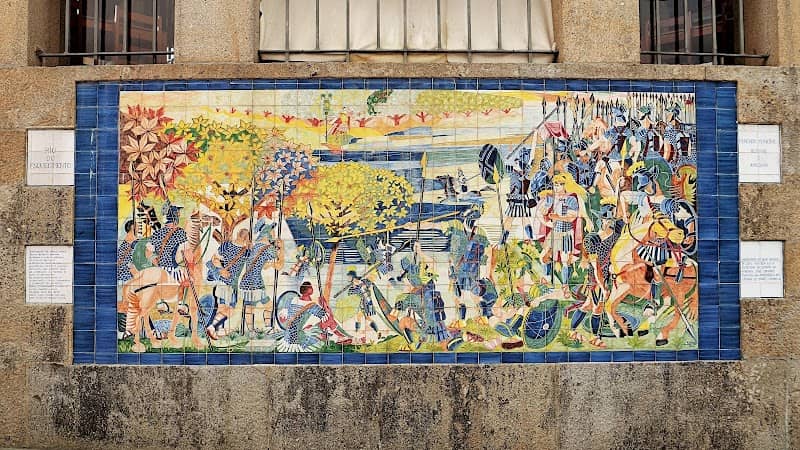 Painel de Azulejos do Mercado Municipal - Image 1