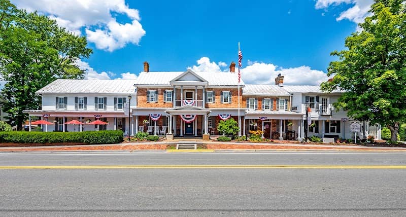 Wayside Inn - Image 1