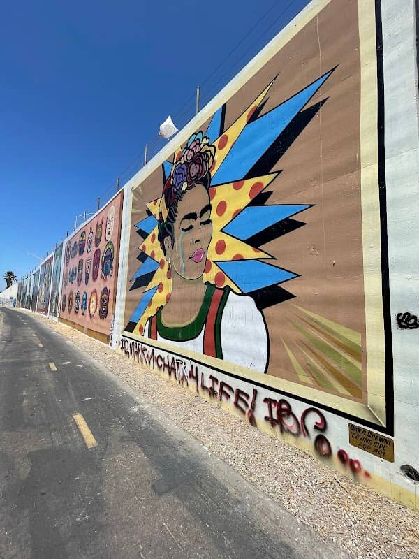 Street Art - Image 1