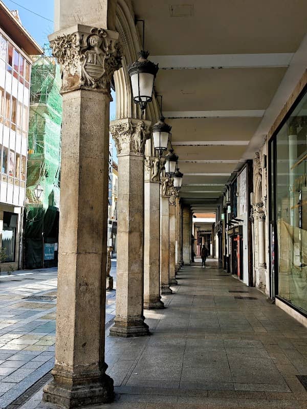 Soportales de la calle Mayor - Image 1