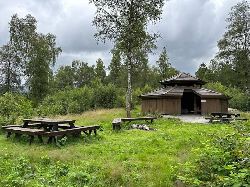 Fireplace Cabin - Image 1
